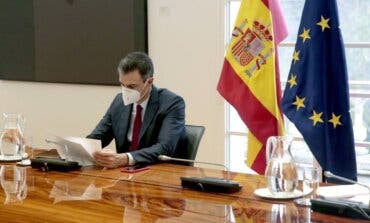 Sánchez quiere cerrar el interior de la hostelería en Madrid después de Semana Santa