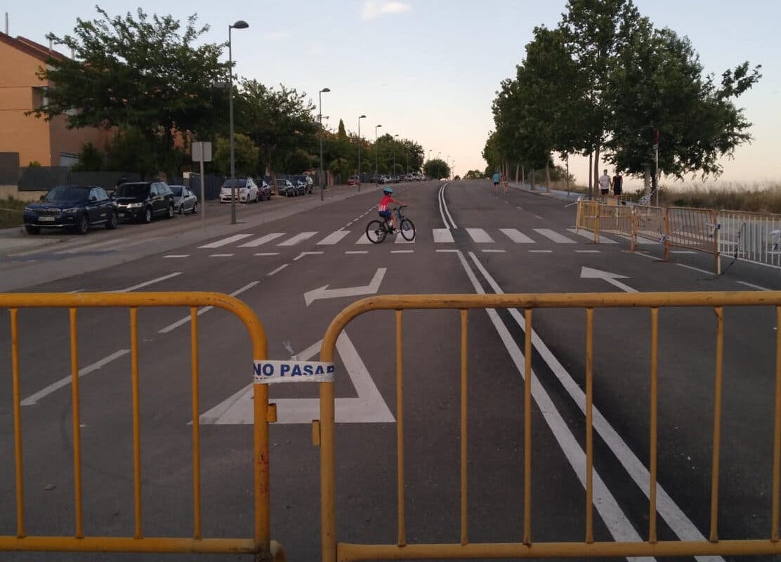 Paracuellos convierte en peatonal la Avenida de la Circunvalación por el cierre perimetral