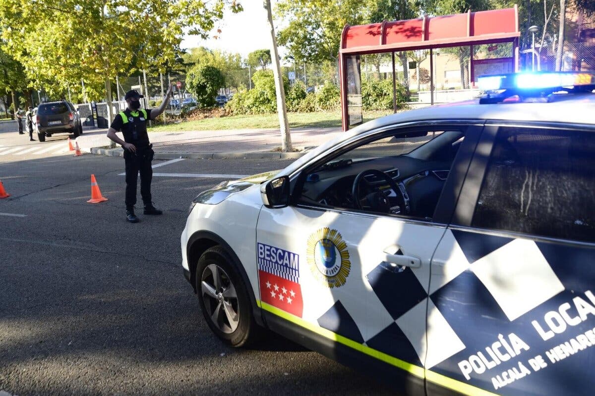 Alcalá de Henares inicia una campaña de inspecciones de vehículos VTC