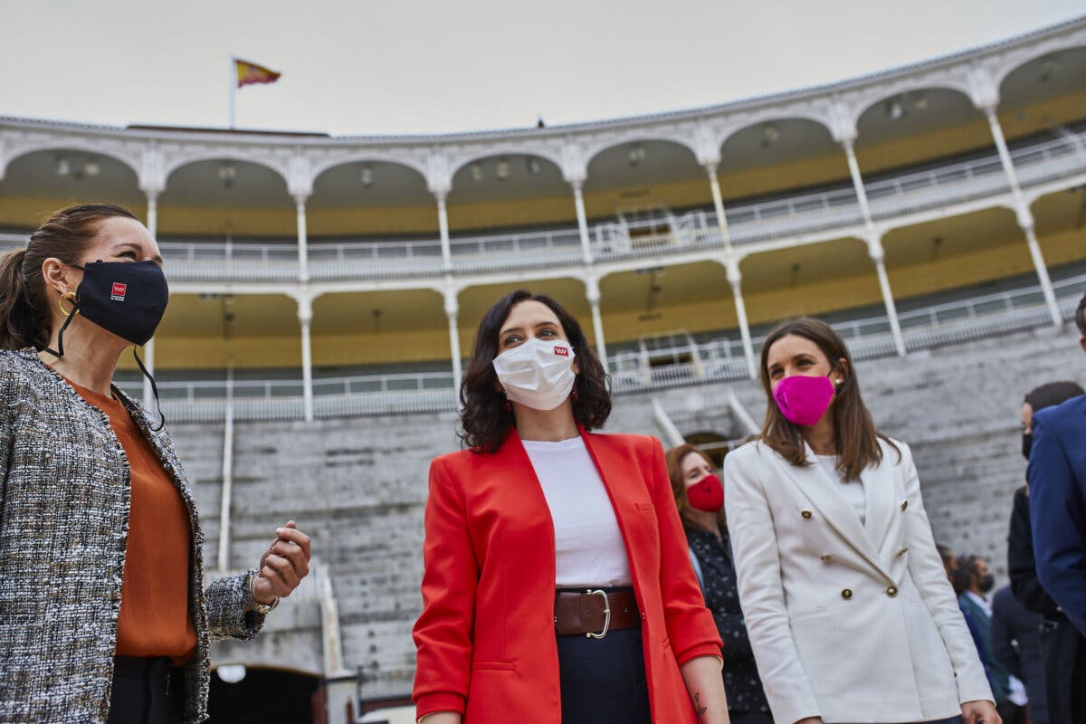 Ayuso vuelve a ganar el pulso a Sanidad y habrá toros en Las Ventas