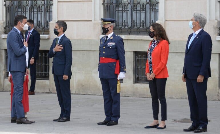 Sánchez insiste desde Alcalá de Henares en defender los indultos a los presos independentistas