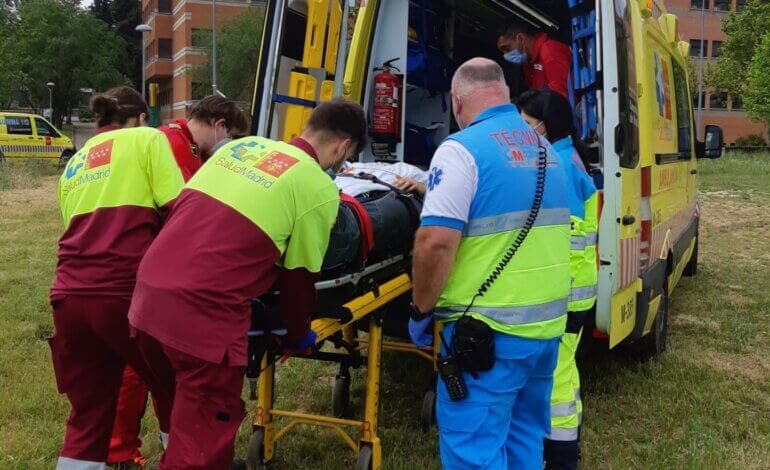 Herido grave un joven al caerse de la moto en un camino de Villanueva de la Cañada