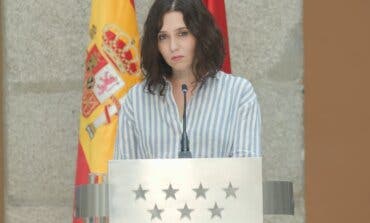 Ayuso anuncia una comisión de investigación sobre Barajas ante la falta de controles del Gobierno