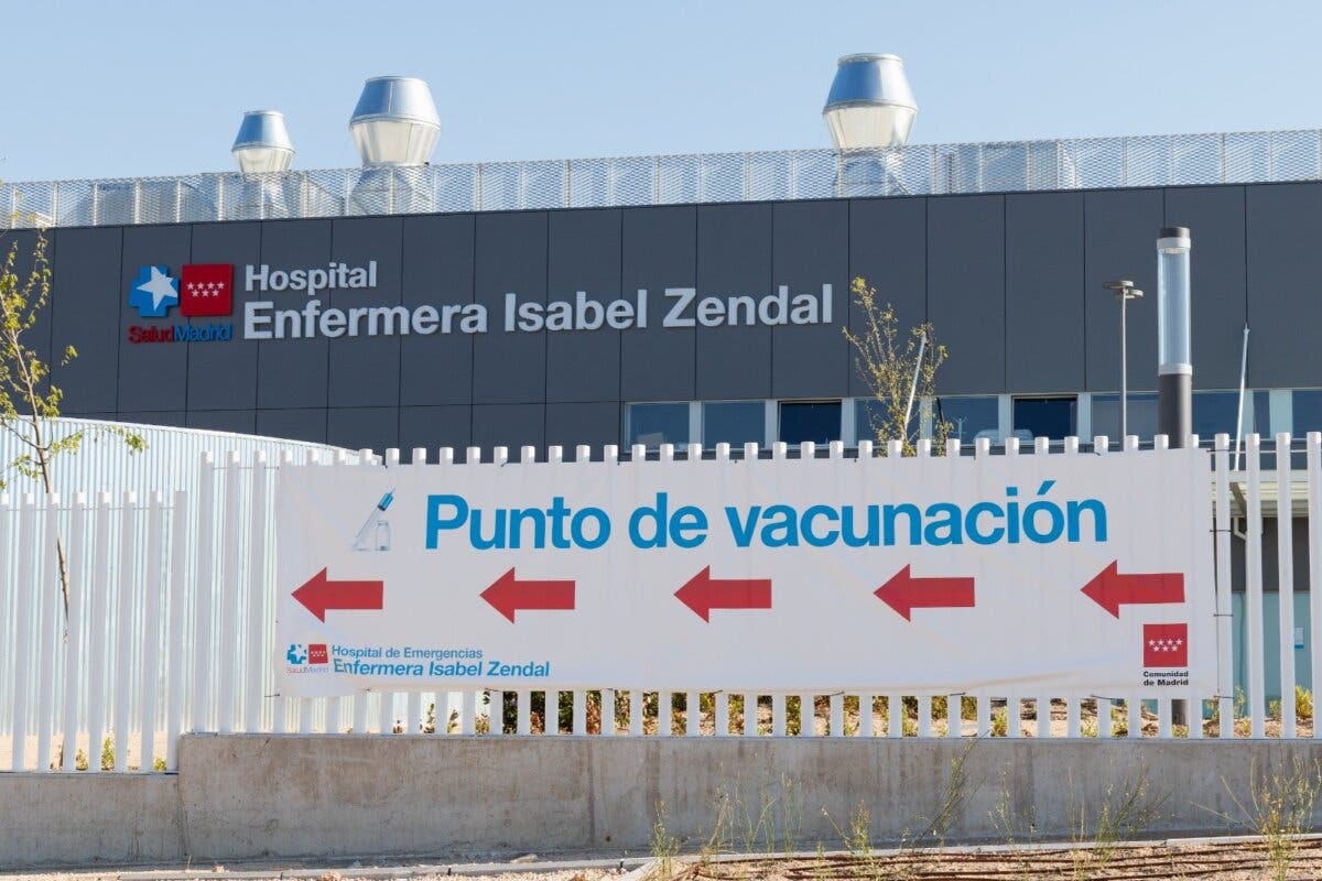 Los mayores de 16 años ya pueden pedir cita para vacunarse en Madrid 