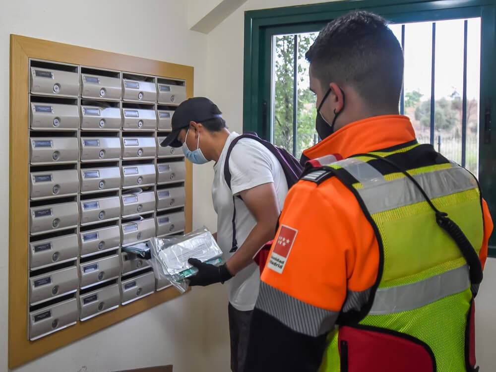 Torrejón de Ardoz reparte otras 10 mascarillas por vivienda, 5 de ellas FFP2