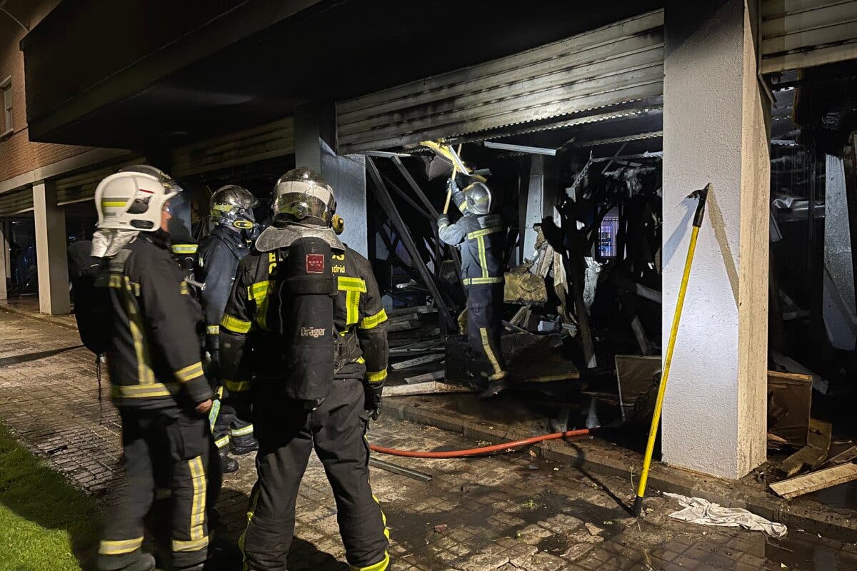 Aparatoso incendio esta madrugada en Torrejón de Ardoz