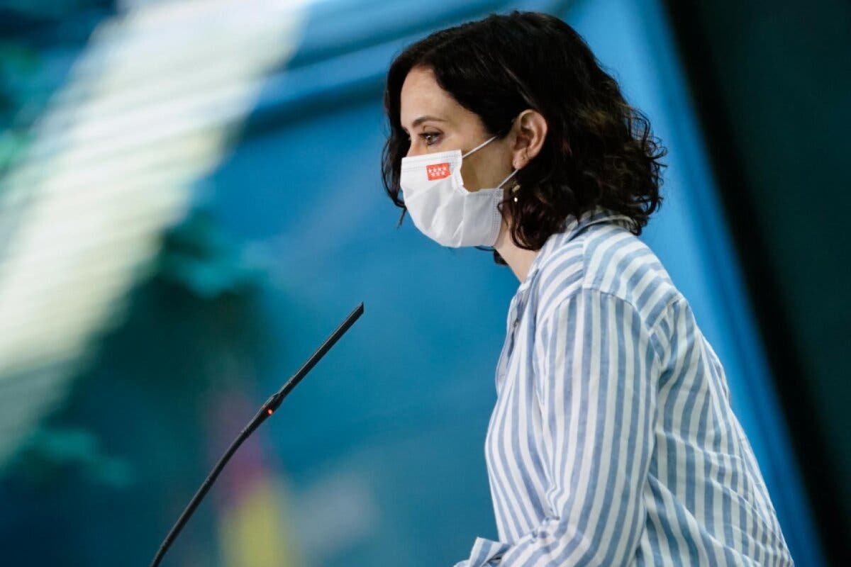 Ayuso renovará a los más de 11.000 sanitarios contratados en Madrid durante la pandemia 