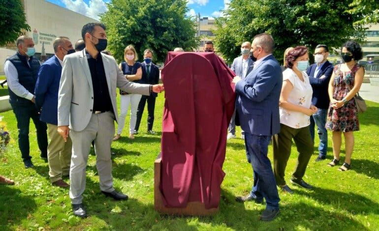 San Fernando de Henares dedica un monumento a las víctimas de la pandemia 