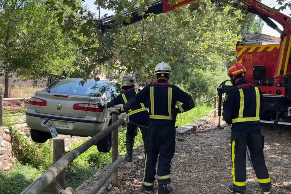 Grave un anciano de 91 años arrollado por su propio coche en Talamanca