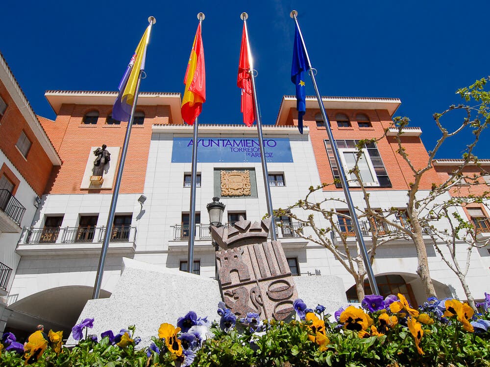 El Gobierno de Sánchez excluye a Torrejón de Ardoz en el reparto de los fondos europeos para comercio y turismo 