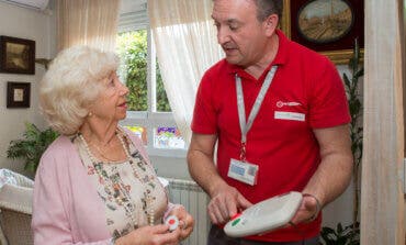 Torrejón pone en marcha un proyecto piloto de monitorización remota a usuarios de teleasistencia 