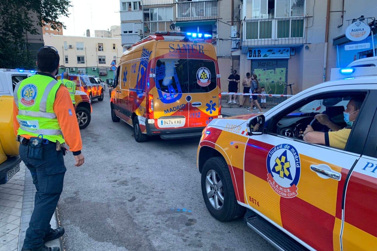 Un joven apuñalado en Ciudad Lineal y un hombre disparado en San Blas  