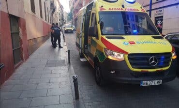 Heridos en Madrid un joven de 22 años por arma blanca y una joven de 23 con traumatismos