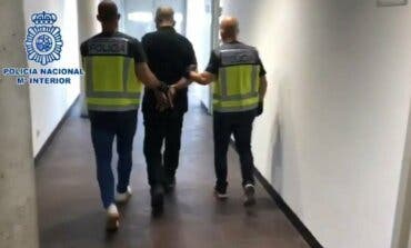 Detenido en Madrid un exhibicionista por abusar de dos hermanas de 16 y 8 años de edad