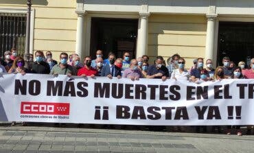 Concentración en Alcalá de Henares  por el accidente laboral que costó la vida a un trabajador