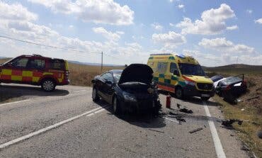 Muere un conductor tras un choque frontal entre dos vehículos en Daganzo de Arriba