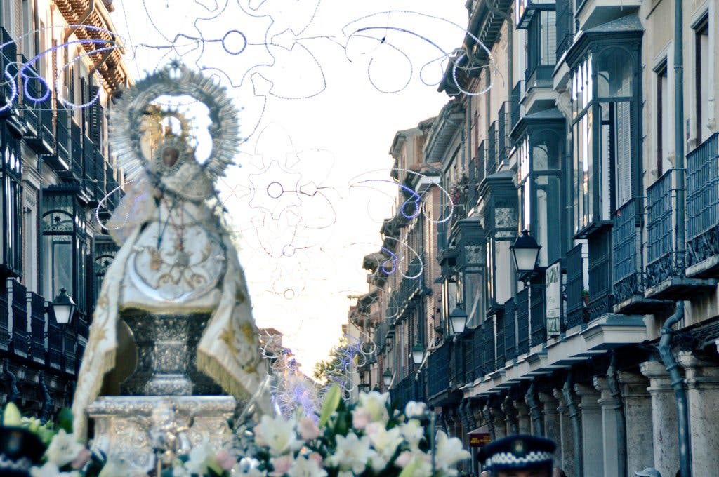 La Virgen del Val volvió a las calles de Alcalá de Henares 