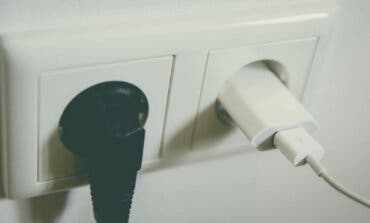 La luz marca este domingo su precio más bajo en casi tres meses
