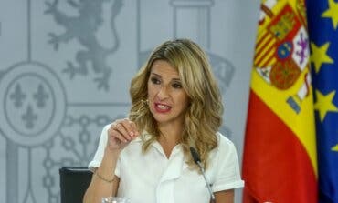 El Gobierno y los sindicatos acuerdan subir el salario mínimo 15 euros al mes 