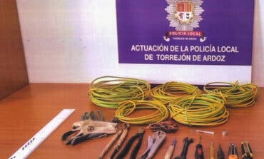 Detenidos en Torrejón por robar cable de las farolas y dejar varias calles a oscuras