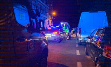Un motorista de 48 años pierde un pie tras sufrir un accidente en Madrid 
