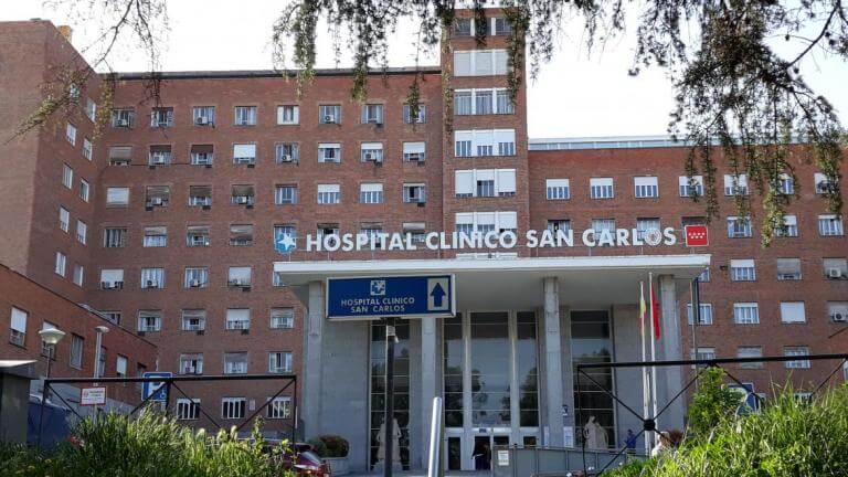 Un hospital madrileño amplía la vejiga de un menor con cirugía robótica por primera vez en España