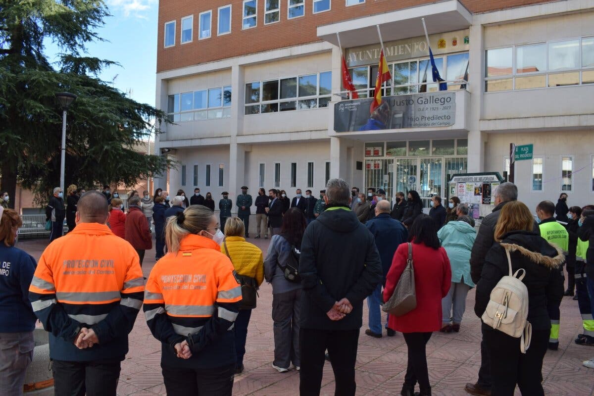 Luto oficial y minutos de silencio en Mejorada del Campo por Justo Gallego 