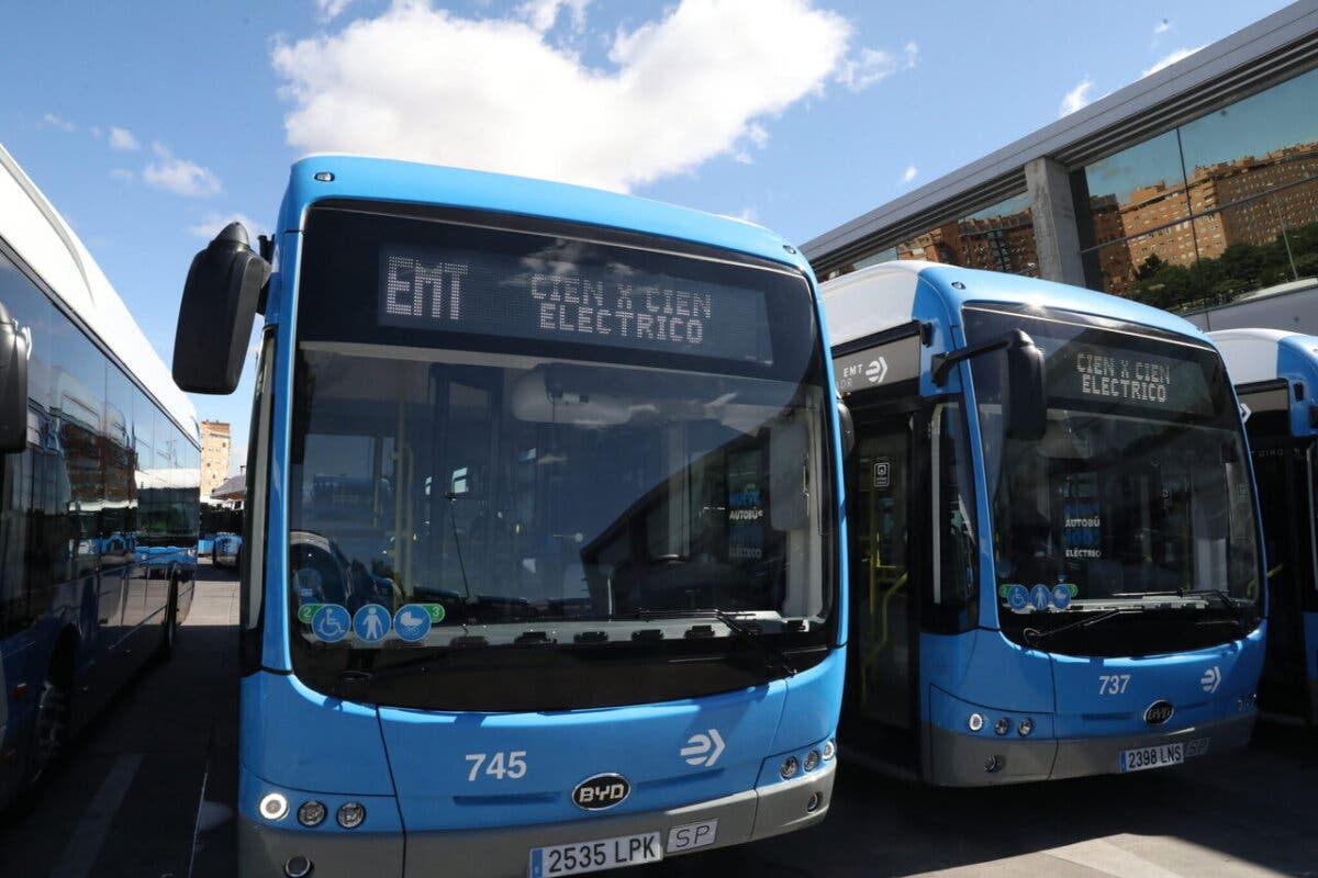 Transporte público gratuito en Madrid por las luces de Navidad y el Black Friday