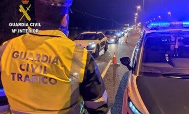 Detenido por circular ebrio, sin luces traseras y haciendo zig-zag por la A-2