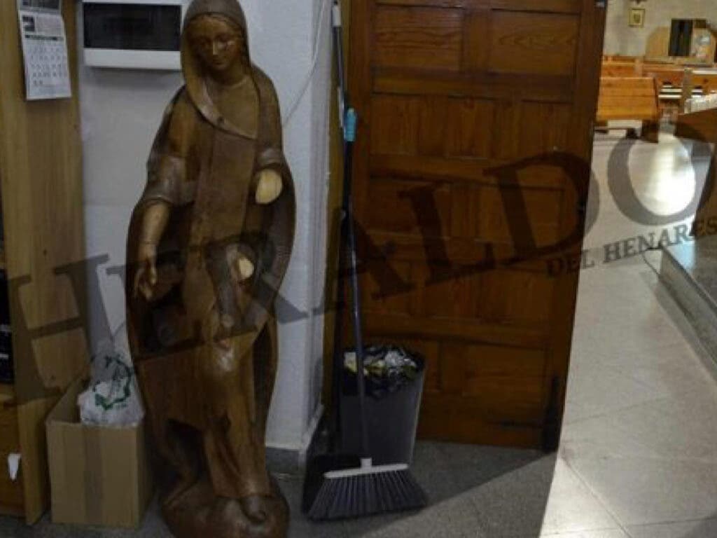 Asaltan una parroquia de Azuqueca causando graves daños en una imagen de la virgen