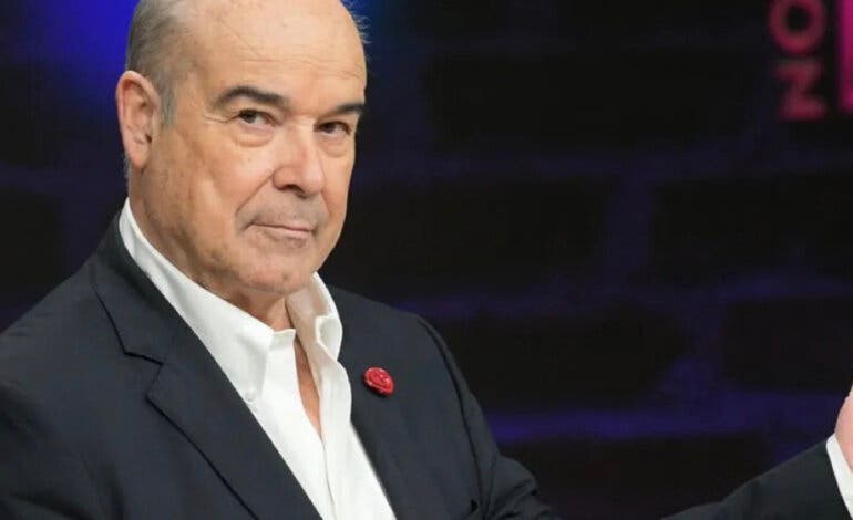 Antonio Resines continúa estable en la UCI por COVID en un hospital de Madrid