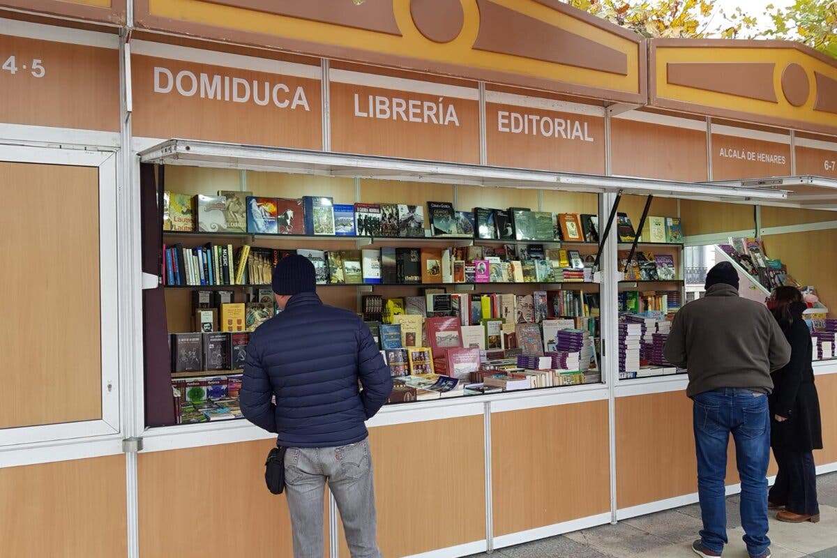 Alcalá de Henares alberga la Feria del Libro de Navidad