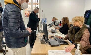 Gran afluencia en el reparto de test por el Ayuntamiento de Torrejón de Ardoz