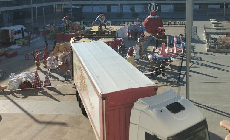 San Fernando de Henares inaugura un pasaje de 300 metros cuadrados con personajes de cuento