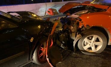 Una conductora kamikaze choca contra otro vehículo en la A-6 dejando siete heridos 