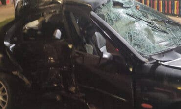 Un conductor sin carnet se estrella contra un árbol en Azuqueca dejando una herida grave 