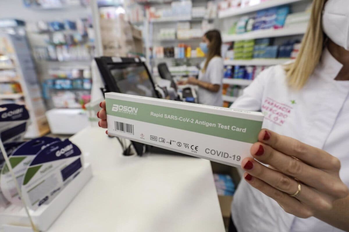 Las farmacias venden desde hoy los test de antígenos a 2,94 euros