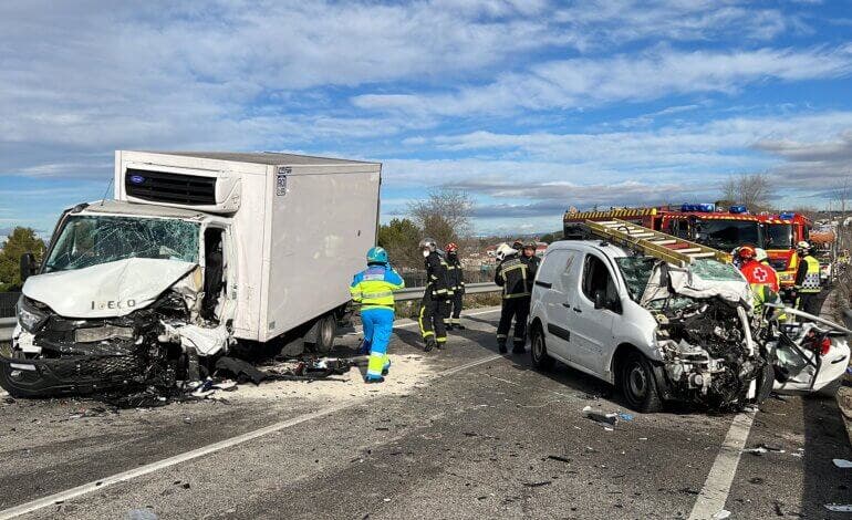 Muere un joven de 29 años en un choque frontal en San Fernando de Henares
