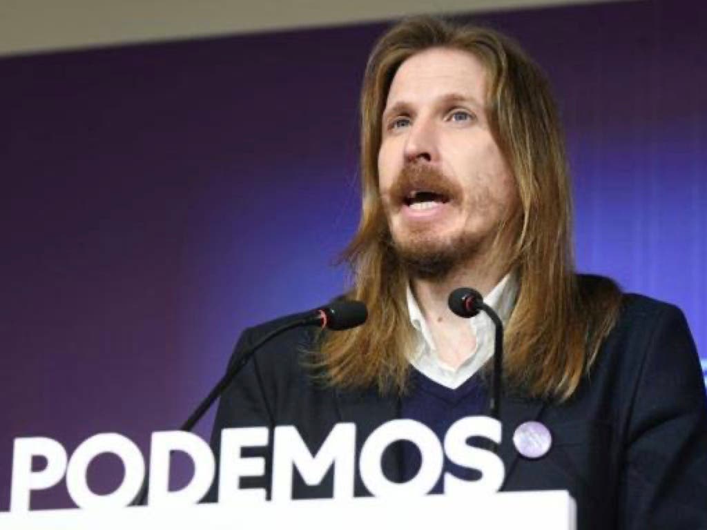 Podemos resucita el «No a la guerra» contra Sánchez por el envío de tropas españolas a Ucrania