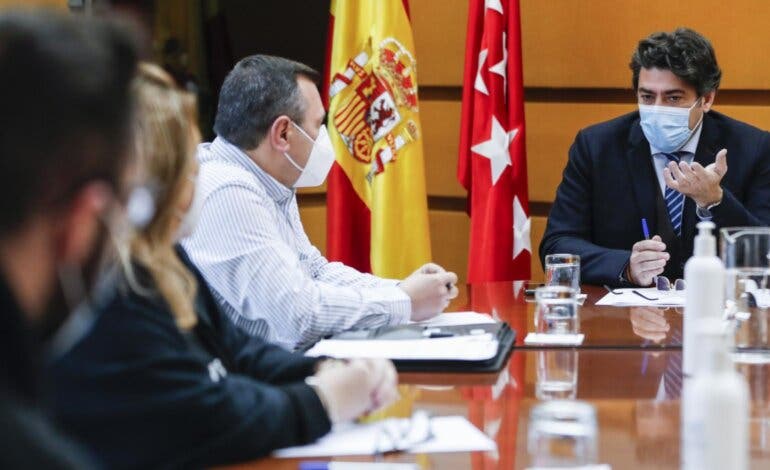 Metro San Fernando: La Comunidad de Madrid traslada a los afectados que no escatimará ningún recurso para solucionar cuanto antes el problema