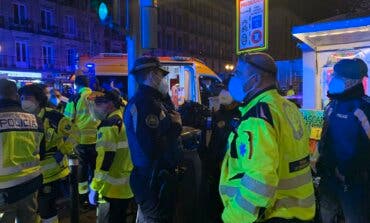 Mueren dos jóvenes de 15 y 25 años apuñalados en Madrid y otro de 17 años resulta grave