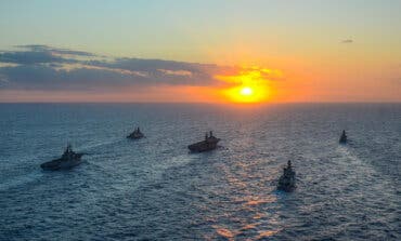 España despliega 800 efectivos, cazas y buques cerca de la zona de guerra en Ucrania