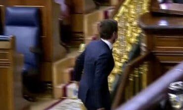 Casado abandona el Congreso tras su última intervención como presidente del PP 