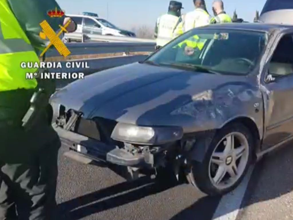 Espectacular detención esta mañana en la A-2 de los atracadores de un banco en Guadalajara 