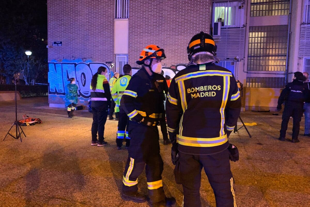 Dos jóvenes heridos al caer de un quinto piso en Madrid al que entraron a robar 