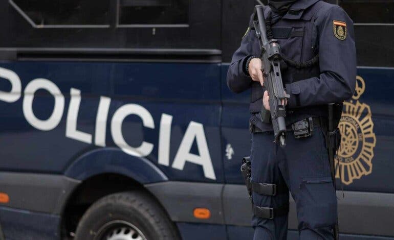 España refuerza el nivel 4 sobre 5 de alerta antiterrorista tras los últimos ataques en Europa 
