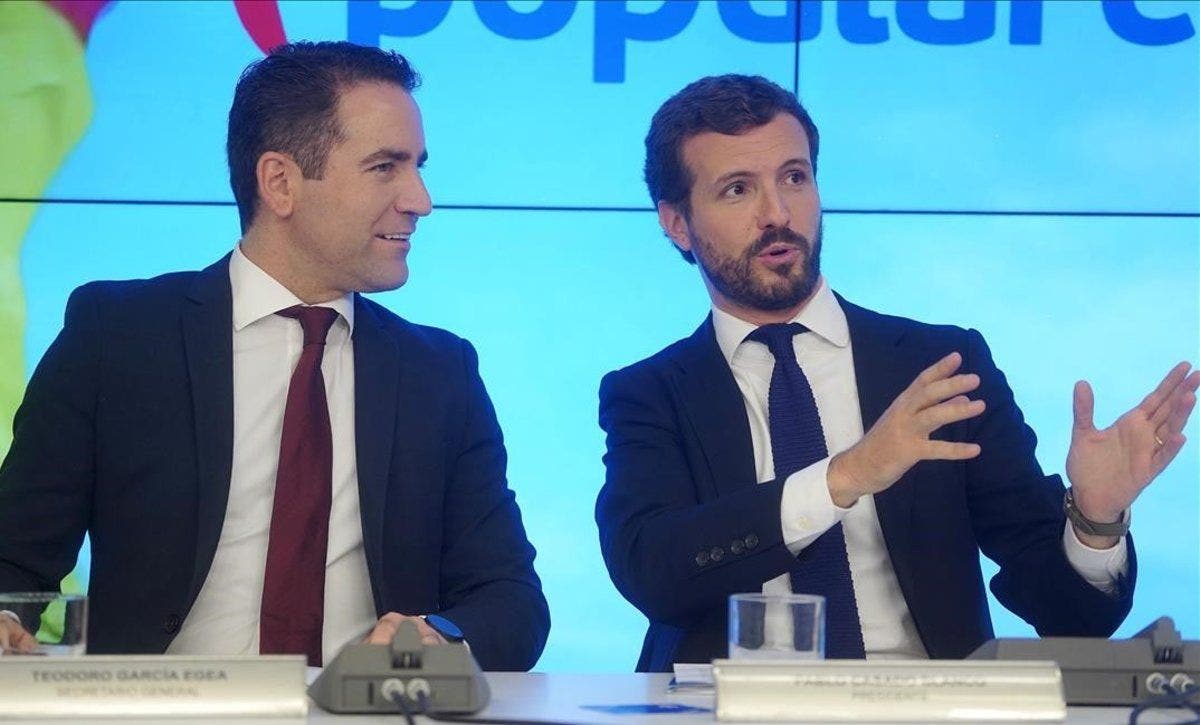 García Egea dimite y Casado prepara su salida y acepta convocar un congreso extraordinario 