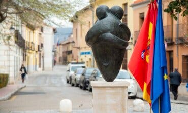 Alcalá de Henares inaugura una escultura en homenaje a las víctimas de la COVID-19