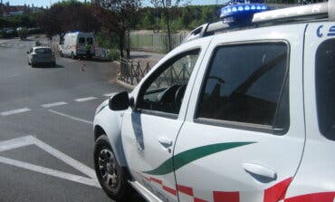 Detenidos dos vecinos de Azuqueca cuando intentaban robar un coche en Coslada 