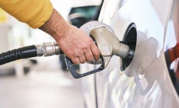 La rebaja de 20 céntimos en el combustible se aplicará desde el viernes al repostar